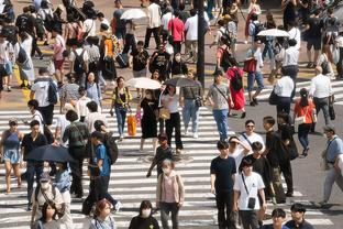 2004年，阿隆索面对阿森纳打入了个人的安菲尔德首球